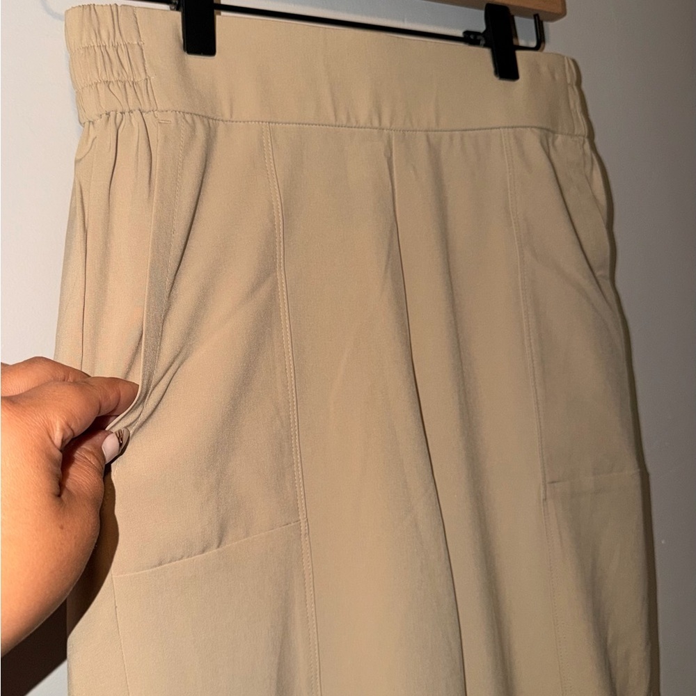 LOFT Cream Elastic-Waist Pull-On Pants - Picture 4 of 5